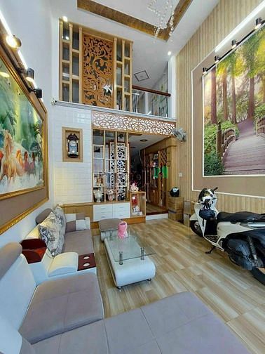 Hình ảnh Tiếp tục lên sóng em chân dài Phạm Văn Chiêu, P8, GV