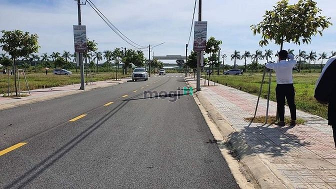 Hình ảnh Đất ngộp giá rẻ khu phố Suối Sâu