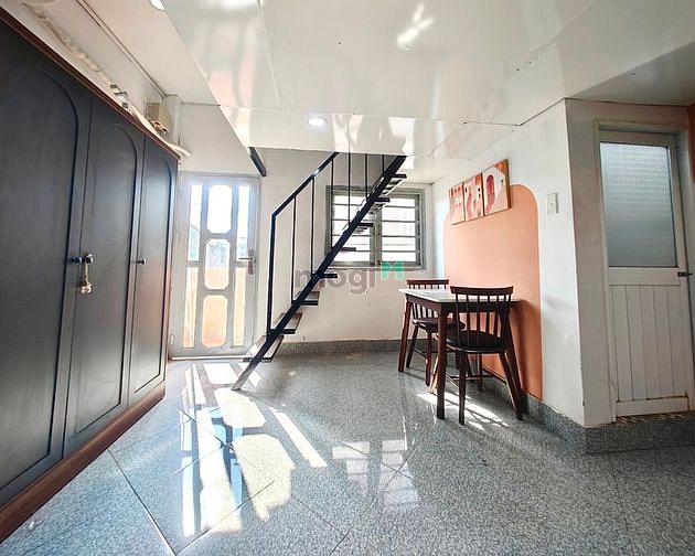 Hình ảnh DUPLEX có ban công full nội thất quận 4