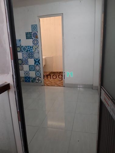 Hình ảnh Phòng máy lạnh wc riêng Điện Biên Phủ 3,7tr
