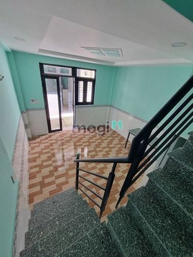 Hình ảnh Nhà 1 lầu, 1 trệt mới xây, phù hợp ở gđ nhỏ