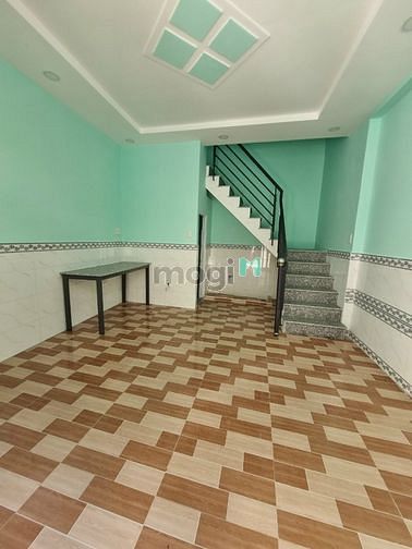 Hình ảnh Nhà 1 lầu, 1 trệt mới xây, phù hợp ở gđ nhỏ