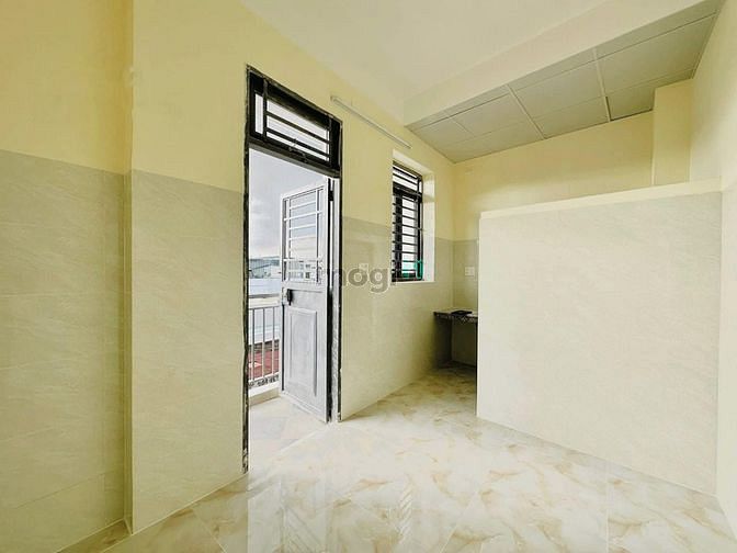 Hình ảnh Mb6623 nạp rút nhanh chóng mới - cửa sổ thoáng - ngay đh công thương - Tân phú