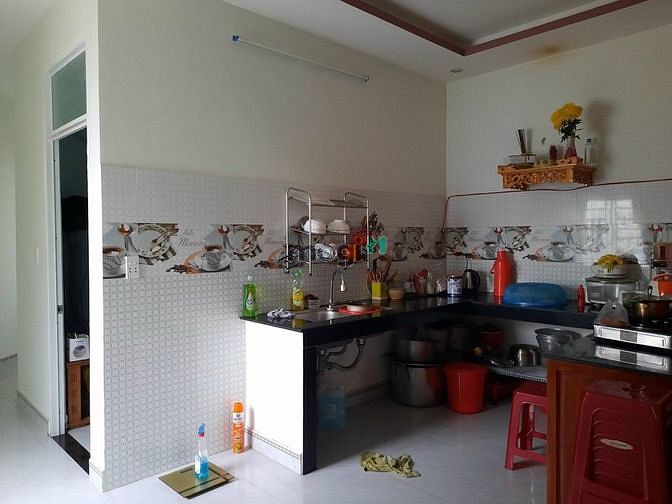 Hình ảnh Cho thuê nhà 2 tầng 3Pn kiệt Lạc Long Quân