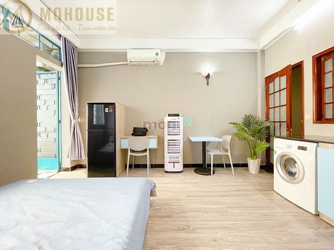 Hình ảnh Cho thuê phòng mới 100% 35m2 balcon full nt, thang máy gần chợTân Định