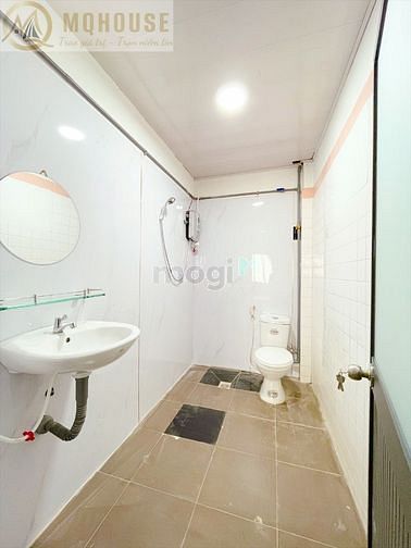 Hình ảnh Cho thuê phòng mới 100% 35m2 balcon full nt, thang máy gần chợTân Định