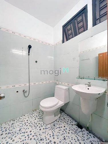 Hình ảnh Dương Bá Trạc , Q8 gác tách bếp gần đại học TĐT , RMIT , CĐ Việt Mỹ