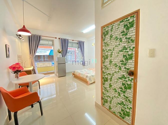 Hình ảnh Studio ban công - đầy đủ nội thất - gần Etown Cộng Hòa