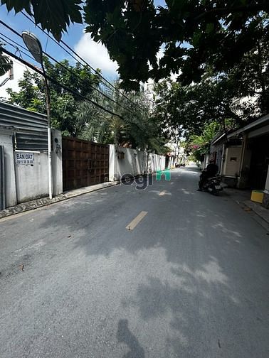Hình ảnh Bán đất Thảo Điên xây cao tầng DT 8.6x24.05m giá 40 tỷ