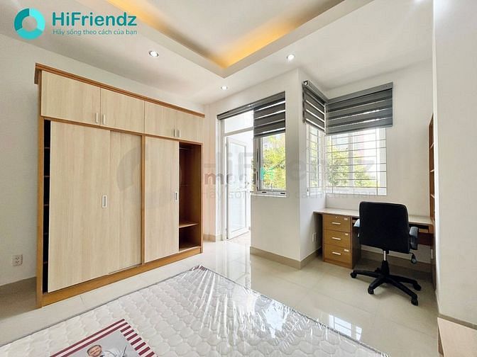 Hình ảnh CĂN HỘ MINI 35m2 thiết kế hiện đại có ban công, cửa sổ lớn