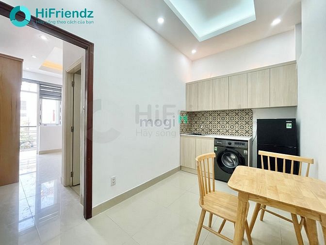 Hình ảnh CĂN HỘ MINI 35m2 thiết kế hiện đại có ban công, cửa sổ lớn