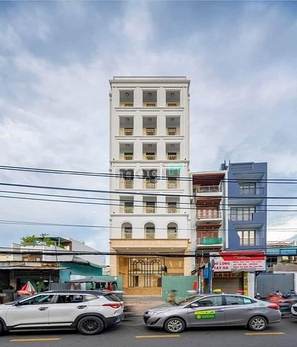 Hình ảnh Building MT 880F Âu Cơ Q.TB - 9*33m - 1 Hầm 9 lầu TM, PCCC đạt chuẩn