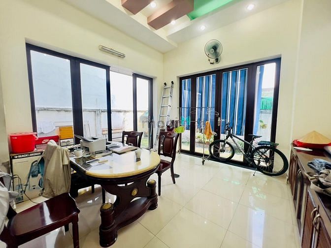 Hình ảnh Bán gấp biệt thự bà điểm hóc môn 200m2 chỉ còn 9 tỷ