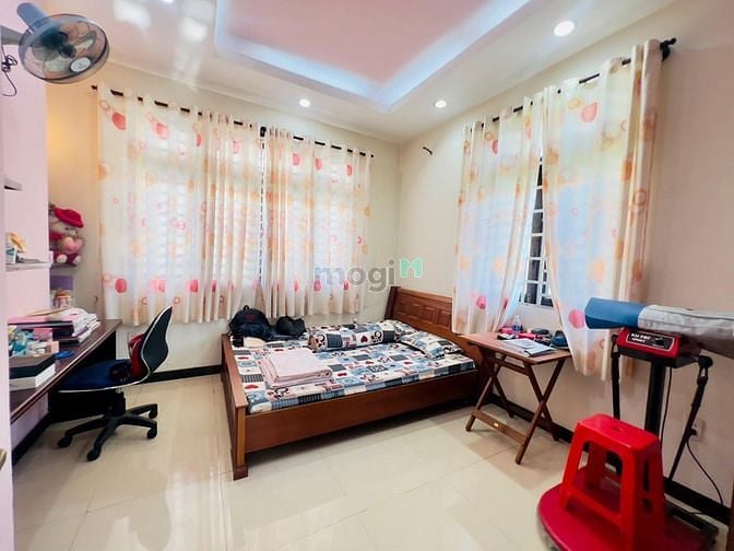Hình ảnh Bán gấp biệt thự bà điểm hóc môn 200m2 chỉ còn 9 tỷ