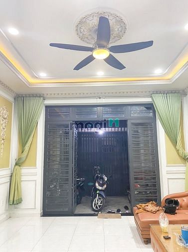 Hình ảnh Cho nữ thuê phòng bancol, Có nội thất, Free Phí dịch vụ, giữ đến t5