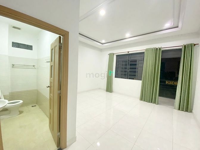Hình ảnh Cho nữ thuê phòng bancol, Có nội thất, Free Phí dịch vụ, giữ đến t5