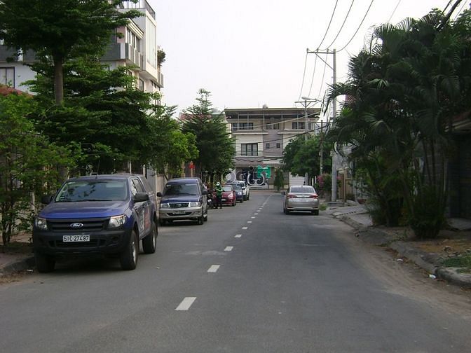 Hình ảnh Đất thổ cư, đã có sổ, đựờng nhựa 14m, khu dân cư đông đúc.