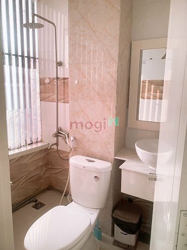 Hình ảnh Mb6623 nạp rút nhanh chóng studio cửa sổ lớn gần chợ Tân Định quận 1