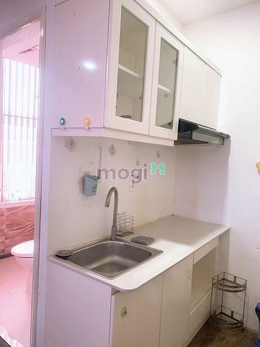 Hình ảnh Mb6623 nạp rút nhanh chóng studio cửa sổ lớn gần chợ Tân Định quận 1