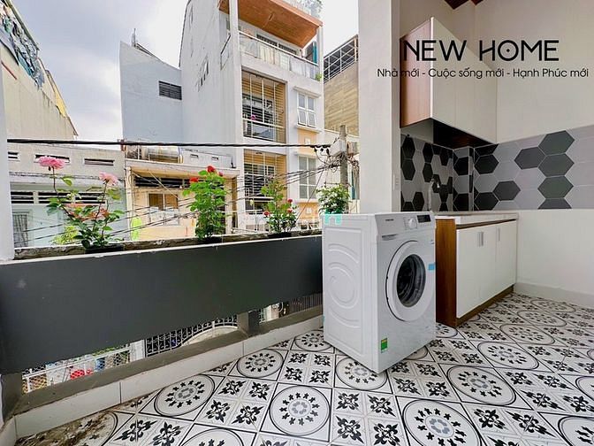 Hình ảnh Studio mới có balcon full nội thất sạch sẽ thoáng mát gần Quận 1, Q3