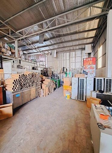 Hình ảnh Xưởng Kinh doanh 2000M2 - Thổ 1.100M2 - Kho Container - Khu Bình Thành