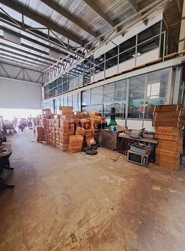 Hình ảnh Xưởng Kinh doanh 2000M2 - Thổ 1.100M2 - Kho Container - Khu Bình Thành