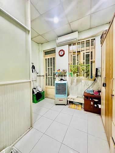 Hình ảnh 🌺40M2- Nhỉnh 4tỷ- 3PN- Hẻm thông- Phạm Văn Hai- Tân Bình.