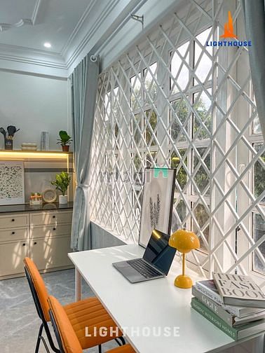 Hình ảnh Đặng Thùy Trâm - Studio 1PN Tách Bếp - Cửa sổ lớn