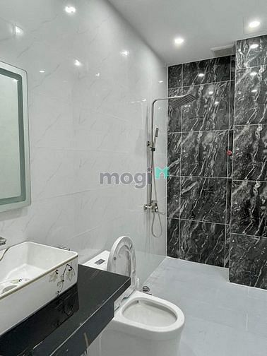 Hình ảnh Cho thuê nhà mới HXH 128/2A Lê Văn Duyệt P.1 Q.Bình Thạnh
