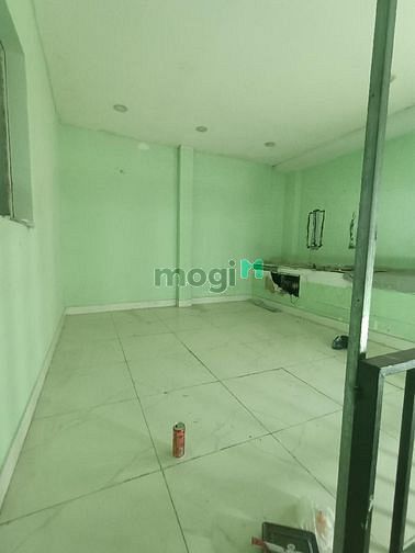 Hình ảnh Bán mặt tiền 80m2 - Phú Hữu - Nhỉnh 4 tỷ TL