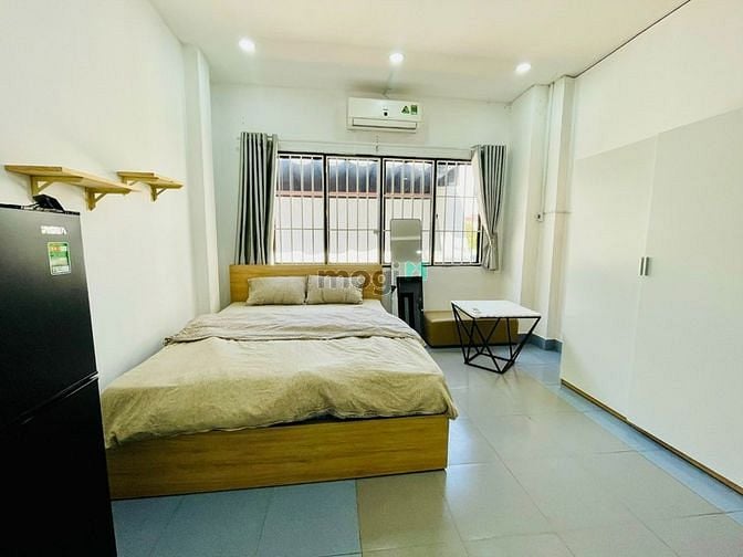 Hình ảnh Căn Hộ Ngay Cầu Bông Q1_Cửa Sổ Lớn_Full Nội Thất