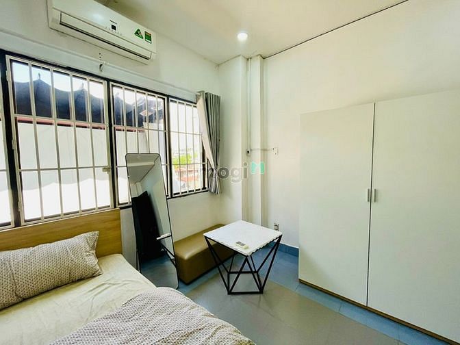 Hình ảnh Căn Hộ Ngay Cầu Bông Q1_Cửa Sổ Lớn_Full Nội Thất