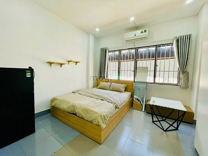 Hình ảnh Căn Hộ Ngay Cầu Bông Q1_Cửa Sổ Lớn_Full Nội Thất