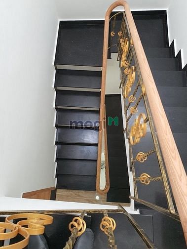 Hình ảnh Cho thuê nhà MT 230A Phan Văn Trị P.11 Q.Bình Thạnh