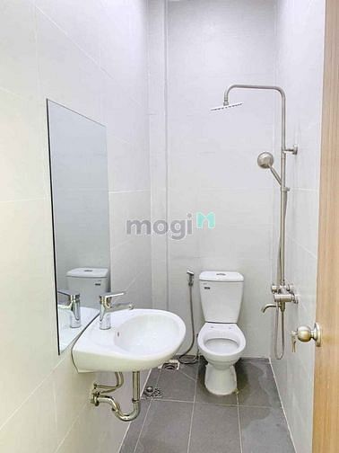 Hình ảnh Cho thuê nhà HXH 1017/2B Lạc Long Quân P11 Q. Tân Bình