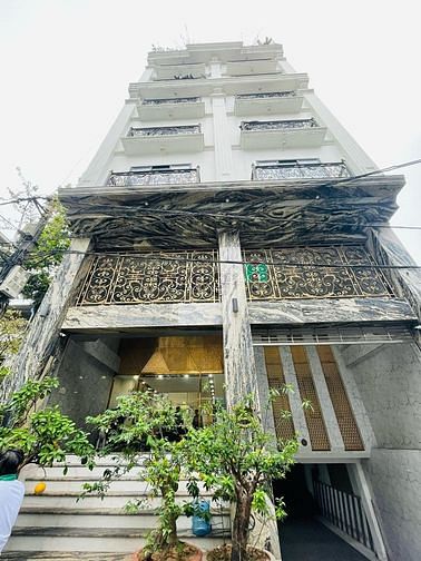 Hình ảnh Bán Toà Căn Hộ Phố Vĩnh Phúc - Quận Ba Đình - Diện Tích 300m2 x 10t