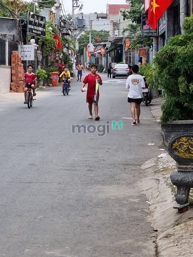 Hình ảnh Bán nhà 1 lầu 95m2 2 mặt tiền đường Hoàng Bá Bích p.Long Bình,Biên Hoà