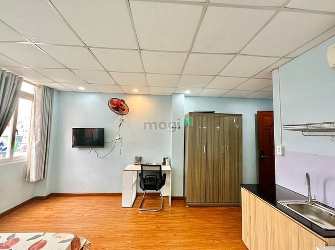 Hình ảnh Mb6623 nạp rút nhanh chóng studio full nội thất , cửa sổ lớn , gần chợ bến thành .