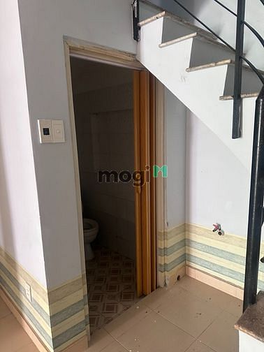 Hình ảnh Cho thuê nhà hẻm Xe Hơi Thành Thái 1pn 2wc Q10