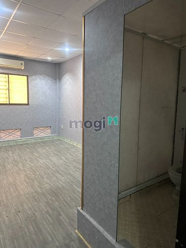Hình ảnh Cho thuê nhà hẻm Xe Hơi Thành Thái 1pn 2wc Q10