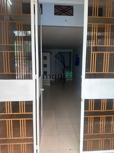 Hình ảnh Cho thuê nhà hẻm Xe Hơi Thành Thái 1pn 2wc Q10