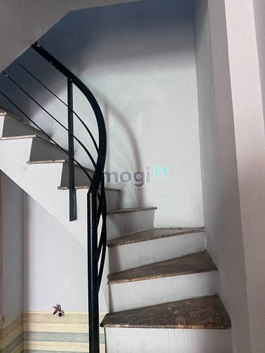Hình ảnh Cho thuê nhà hẻm Xe Hơi Thành Thái 1pn 2wc Q10