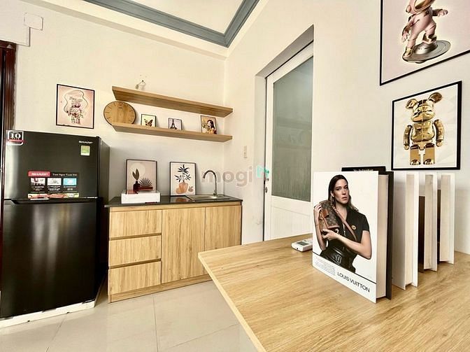 Hình ảnh CMT8 - Studio Cửa Sổ Lớn Thoáng Mát Đầy Đủ Nội Thất - Free Xe