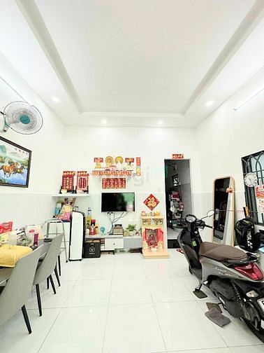 Hình ảnh Bán nhà 1/ đường Hậu Giang, Quận 6