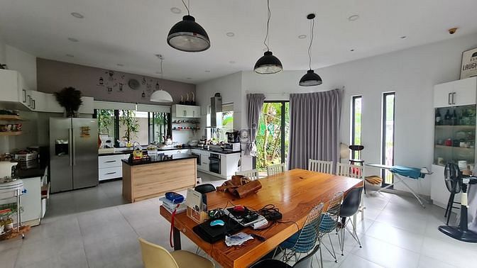 Hình ảnh Siêu Biệt Thự Sân Vườn PHú Hữu Hơn 500 m2 chỉ 55 triệu