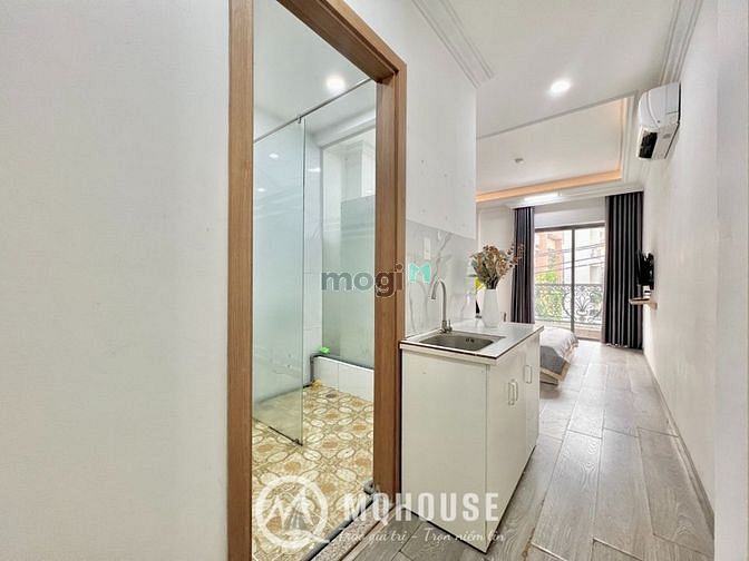 Hình ảnh Sân Bay - Studio Ban Công Đầy Đủ Nội Thất Giờ Tự Do - Thang Máy