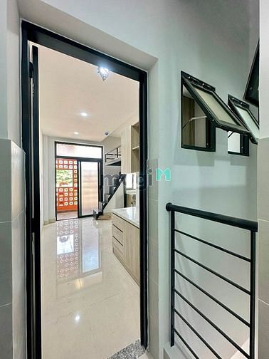 Hình ảnh Duplex ban công full nội thất gần sân bay Tân Sơn Nhất - ĐH HUFLIT