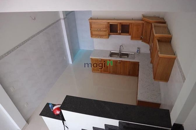 Hình ảnh Cho thuê nhà phố,thích hợp ở gia đình hoặc vừa làm Vp, TX Q12