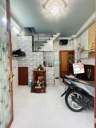 Hình ảnh Tân Bình, hẻm 5m, 4 tầng đúc chắc chắn, sổ A4 công nhận đủ.