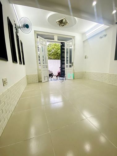 Hình ảnh Âu Cơ - Tân Bình - HXh - 61m2 - Giá 5Tỷ7